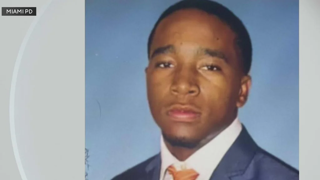 Body found in Biscayne Bay near Brickell as search for missing man continues