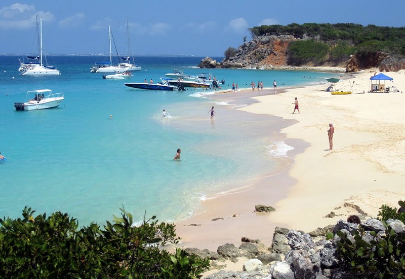 How to Experience St. Maarten Like a Local