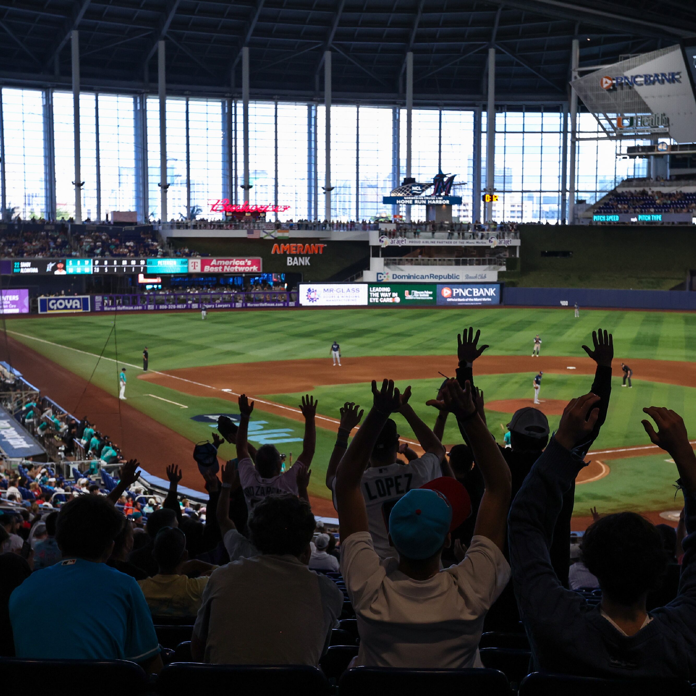 Marlins Homestand Features Military Appreciation Night, Unite to Help Venezuela, USA250 Celebration, and More at loanDepot park