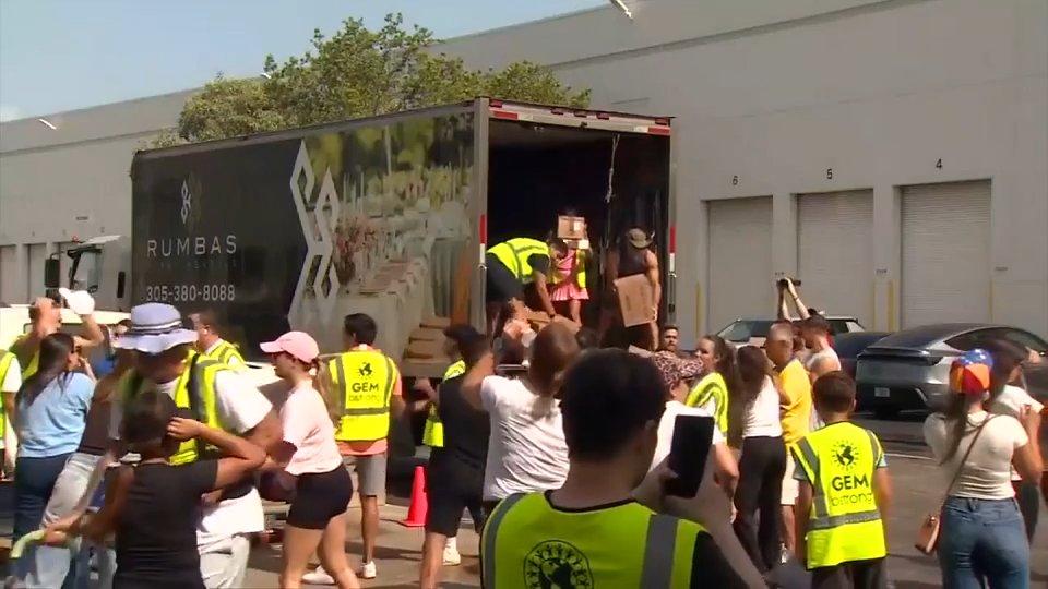 Volunteers in Doral unite to support relief efforts in Venezuela after deadly earthquakes