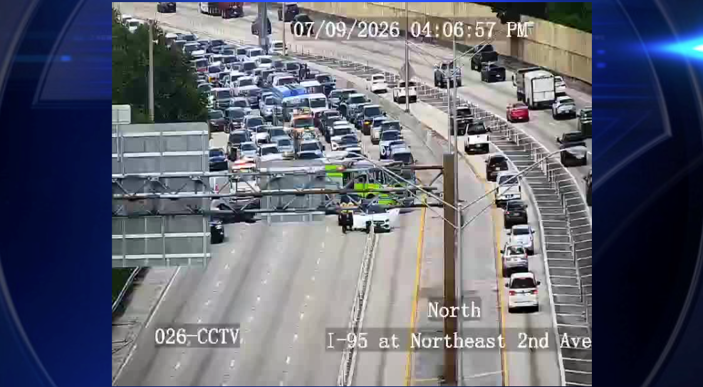 Some lanes of I-95 South closed in Miami-Dade after multi-vehicle crash near Miami Gardens Drive