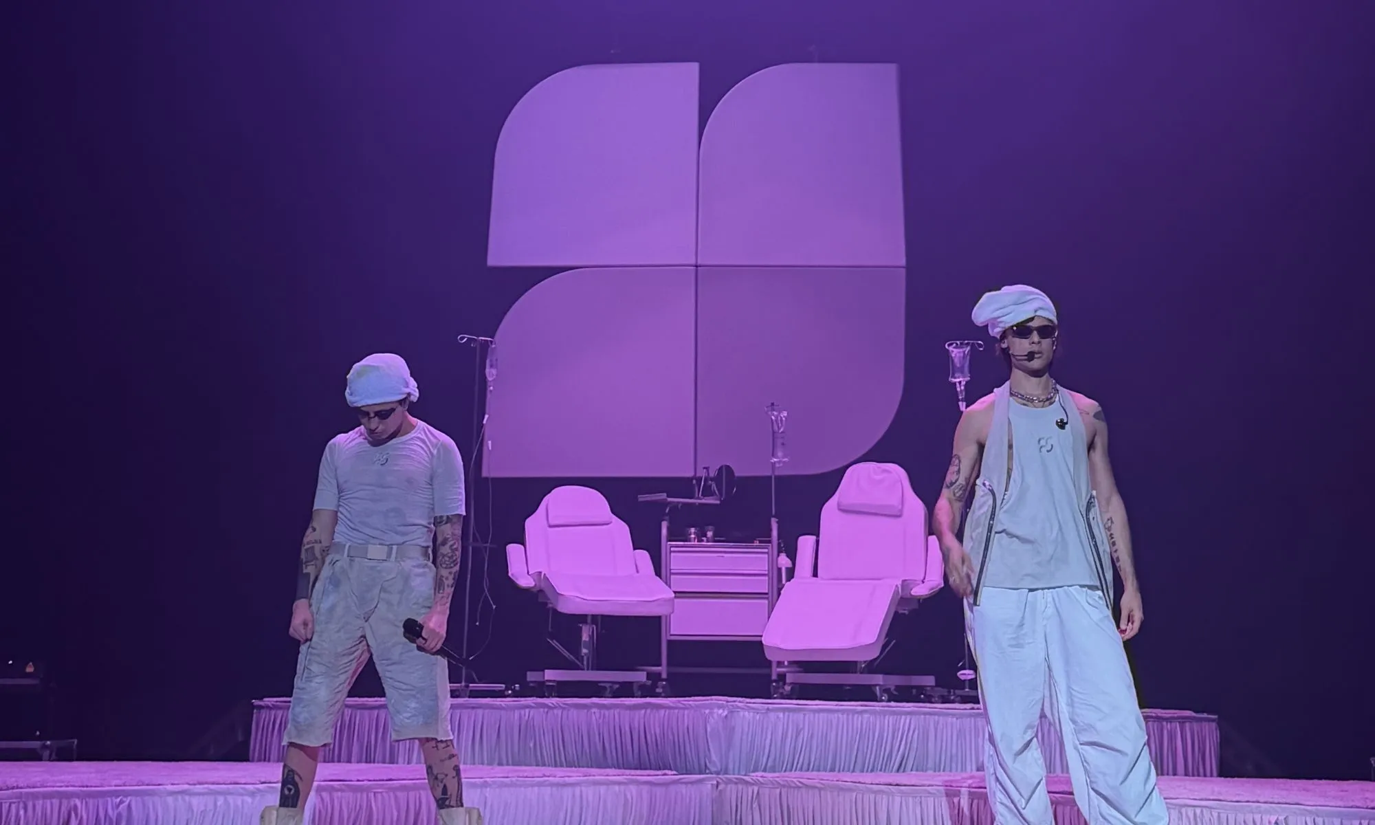 Review: Ca7riel & Paco Amoroso brought their signature creativity to Miami