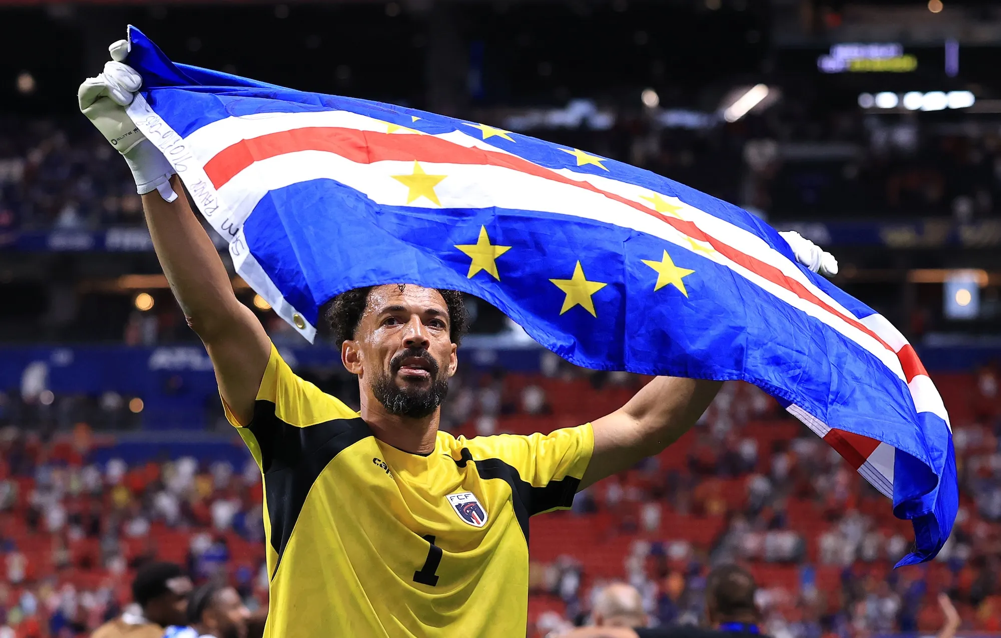 Viral Cabo Verdean World Cup goalie to be reunited with mom in Miami